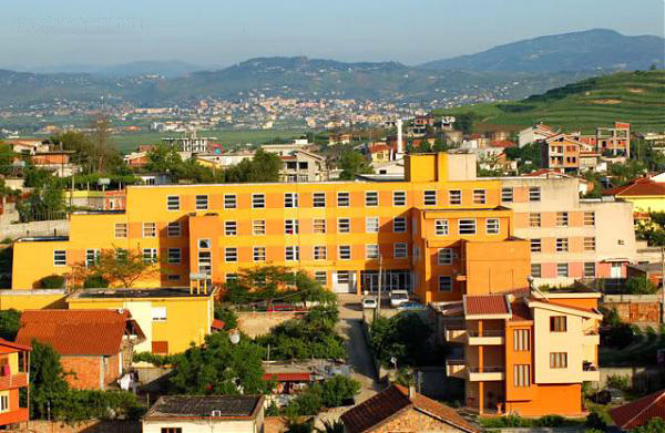 Fier, ulet me 20 % numri i lindjeve, shkak kushtet ekonomike