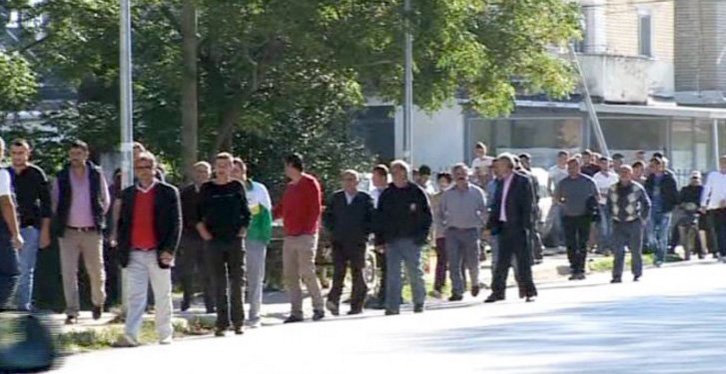 Fier, të zhgënjyer nga premtimet e Ramës, protestojnë për mos dëmshpërblimin nga përmbytjet