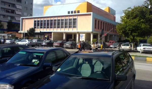 GËZIM HOXHA/ Koncerti i orkestrës simfonike të Fierit, një traditë e lënë në mes