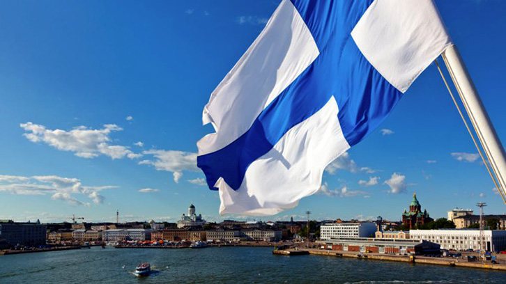 Finlanda paguan të papunët 560 euro në muaj që të gjejnë punë