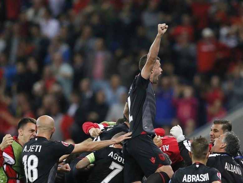 UEFA uron në shqip fitoren dhe shpall lojtarin më të mirë të ndeshjes