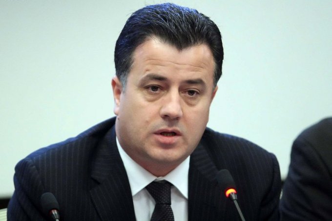 Flamur Noka: Realiteti i hidhur zbulon mashtrimet e Ramës dhe Tahirit, 7 mijë kuksianë janë larguar