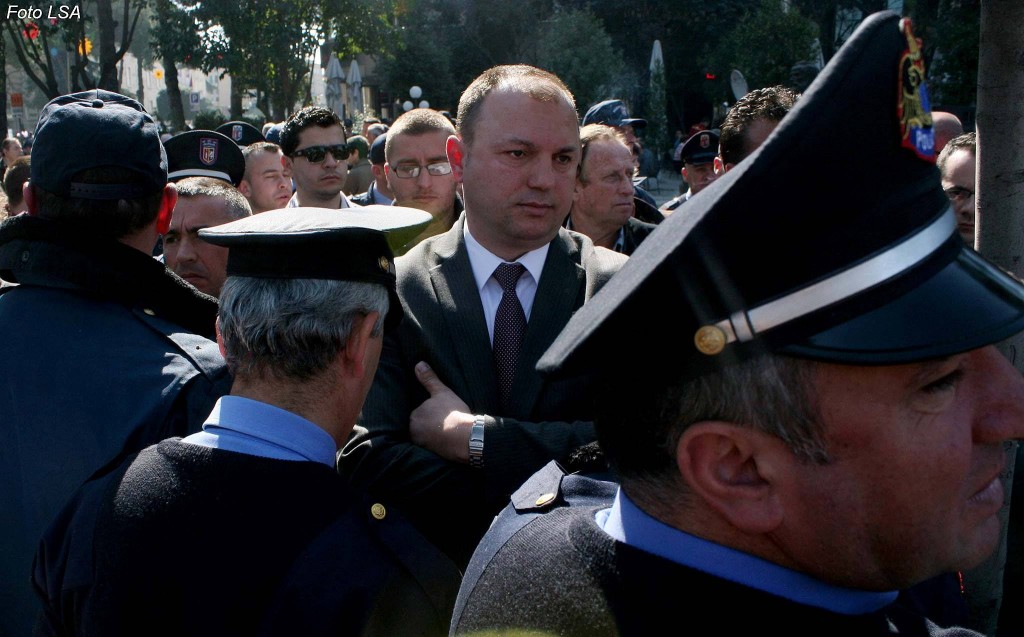 Arrestohet Florenc Hoxha i Ndërtimores së Tiranës