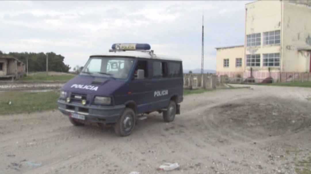 FOTO/ Avioni  i drogës, Policia Shqiptare zbarkon në fshatin Akërni