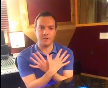 Edhe gazetari amerikan i FOX 5 bën shqiponjën