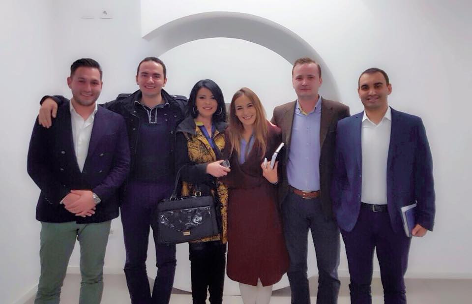 Gara për FRPD, Belind Këllici fiton edhe në Berat, ashpërsohet gara