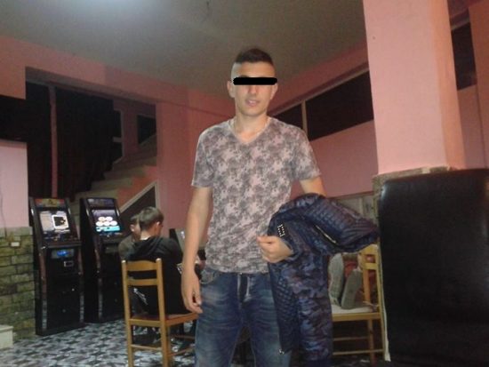 Djali i deputetit Fufi përfundon në Polici, rrahu shokun