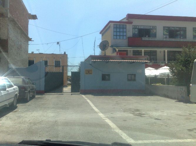 Tritol dyqanit të kompjuterave, zbardhet ngjarja, autori është kushëriri i Ilir Kupës