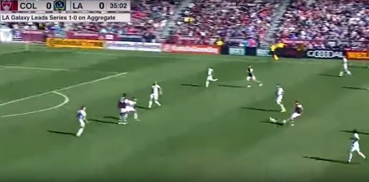 VIDEO/ Gashi “mesazh” De Biazit, një supergol nga 40 metra