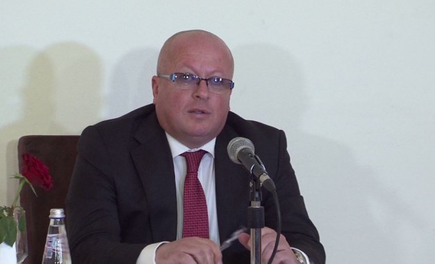 Avokati i Mziut: Tenderi për të cilin akuzohet kryebashkiaku i Kamzës nuk u realizua asnjëherë