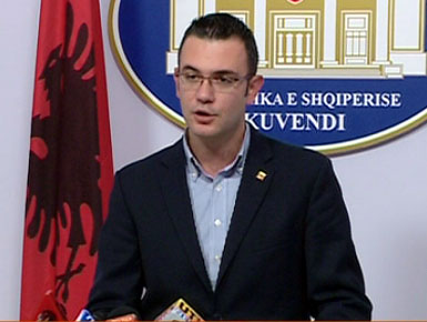 Gert Bogdani sqaron cështjen e bojkotit të zgjedhjeve: Ja kur do të hyjë PD