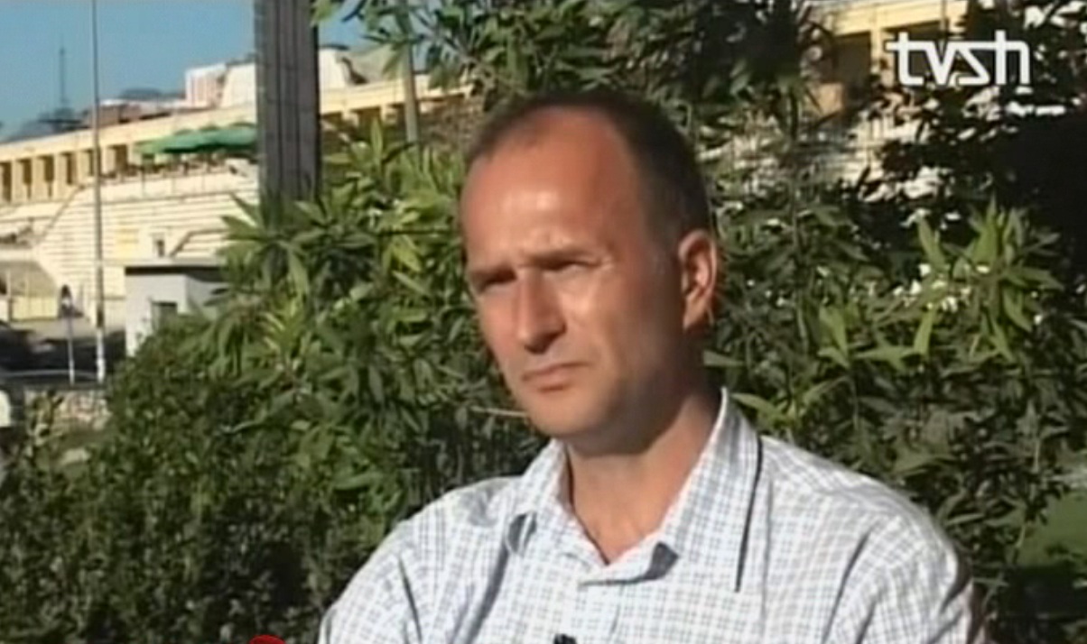 Gjergj Bojaxhi: Unë kandidati fshatar për kryeqytetin që do të shtoj koshat e mbeturinave në Tiranë