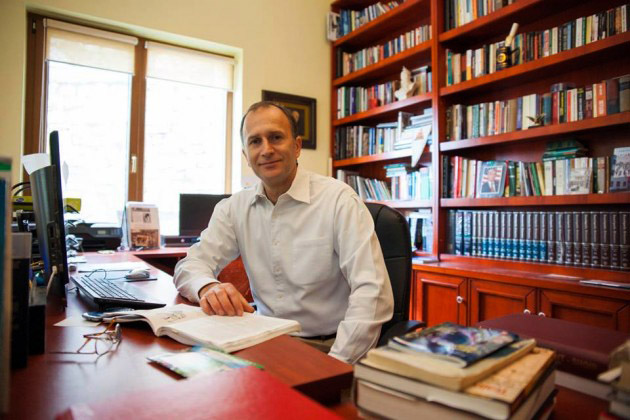 Kandidatura e Tiranës për Gjergj Bojaxhi, testi 15 përqindësh për të formuar një parti