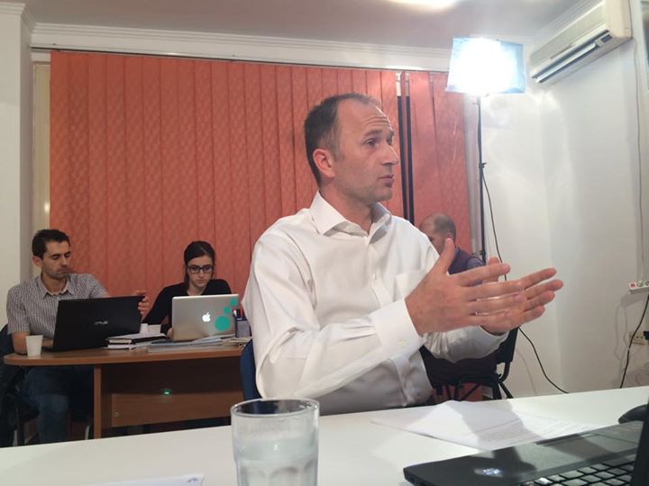 Gjergj Bojaxhi, fushatë “low cost”: Jemi në YouTube