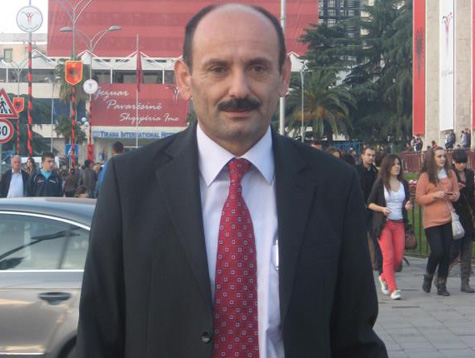 Gjet Ndoj, drejtori i Arkivit të Shtetit, major policie i shkarkuar nga Spartak Poci