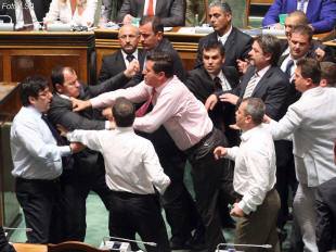 Eduard Ndocaj, ironi me Gjovalin Kadelin: Nipi është po… e dajës