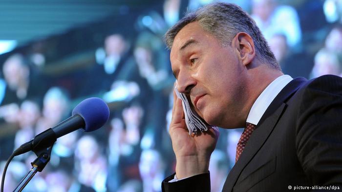 Dilema e Malit të Zi: NATO apo Rusi, Lindje apo Perëndim?