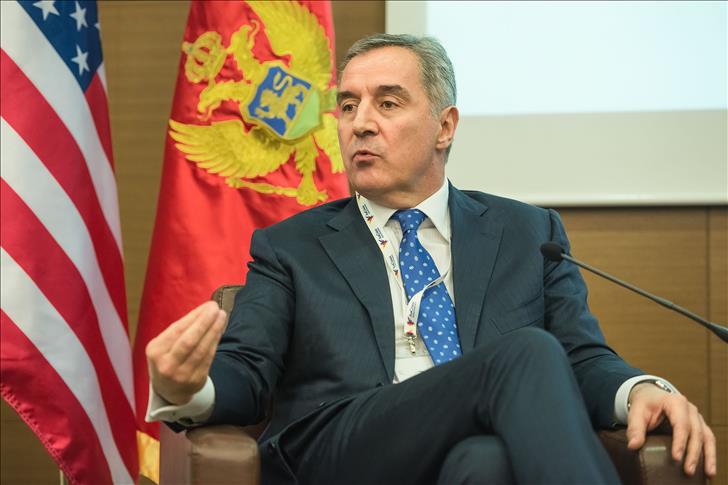 Kryeministri i Malit të Zi jep dorëheqjen