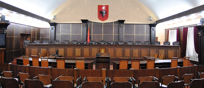 EMRAT/ Ja gjyqtarët që pezulluan kolegen e tyre të Gjykatës së Lartë