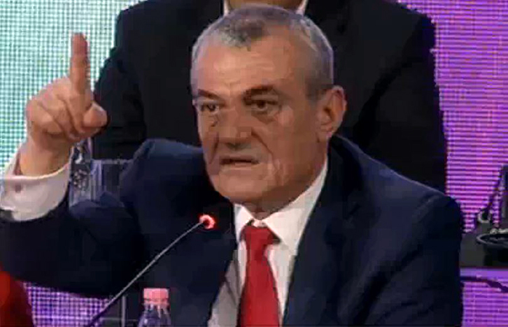 Kongres i PS vendos: Referendum në 9 prill 2016