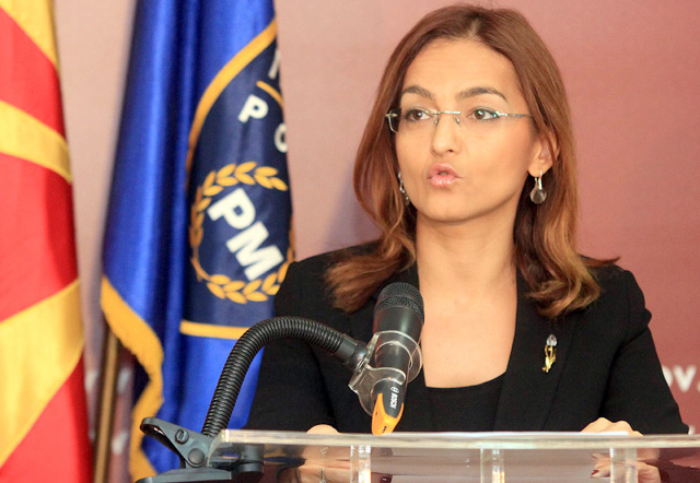 “Bomba” nr. 32/ Jankulloska: Me shqiptarët duhet “t’i lajmë duart” njëherë e përgjithmonë