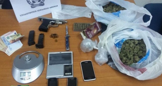 146 ANËTARË/7 nivelet e komandimit të superbandës shqiptare në Greqi