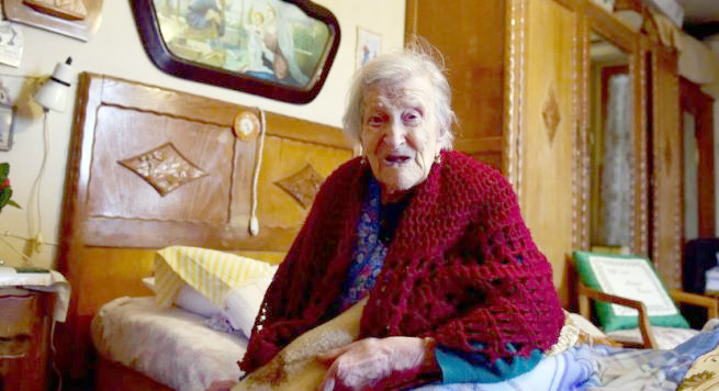 Gruaja më e vjetër në botë tregon çelësin e jetëgjatësisë