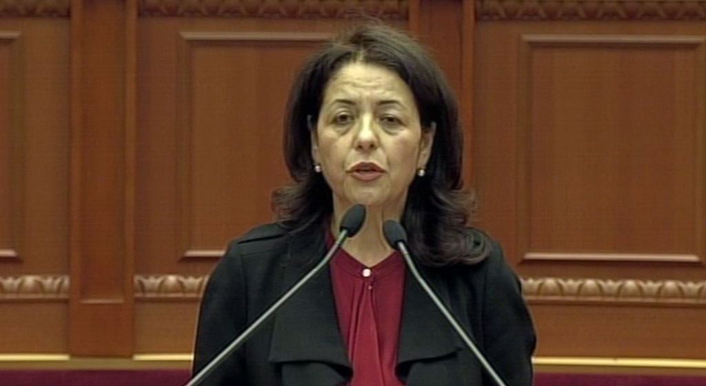 Mimoza Hafizi: Braçe mos bëj zhurmuesin, por dëgjo dhe kutpo çfarë them unë