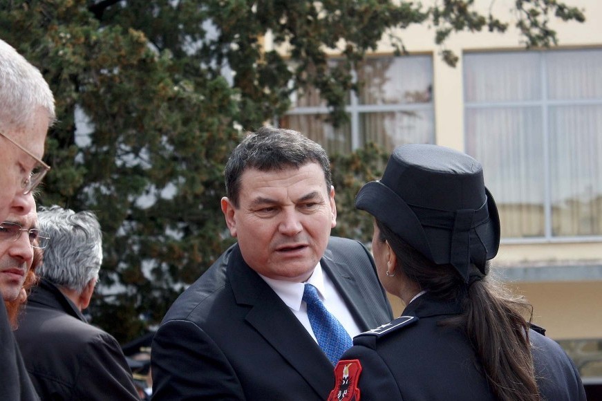 Nis seanca në Apel, Haki Çako kërkon rikthimin në detyrë