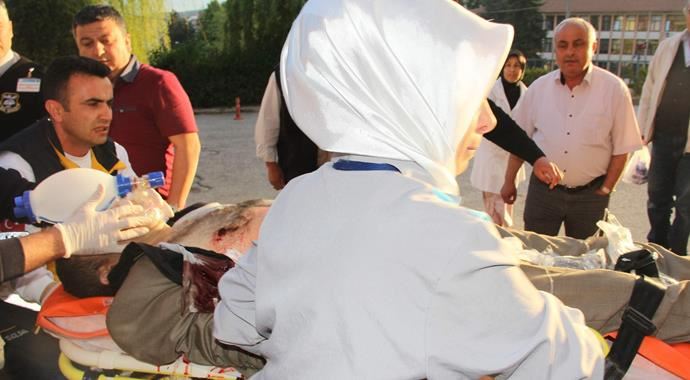 Turqi, babë e bir duel në autostradë, vrasin njëri-tjetrin me armë