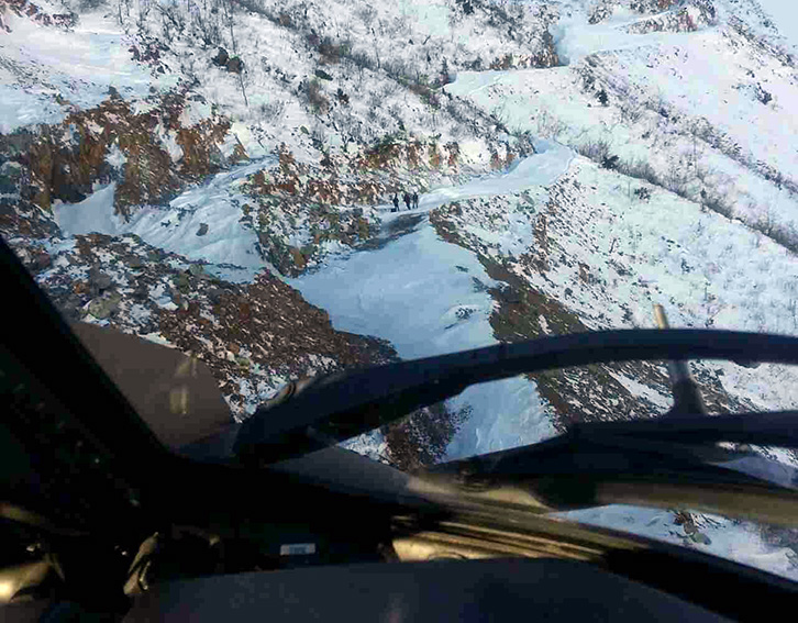 FOTO/ Ngricat, gruaja shtatzëne refuzon të hipë në helikopterin Cougar