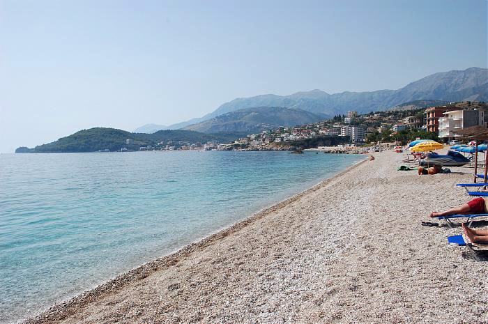 Himarë, vdes 23-vjeçari në plazh, ambulanca nuk shkon në vendngjarje