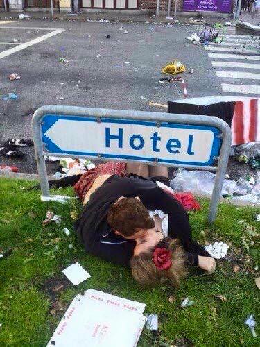 FOTO LAJM/ Hotel… edhe me pesë yje…!