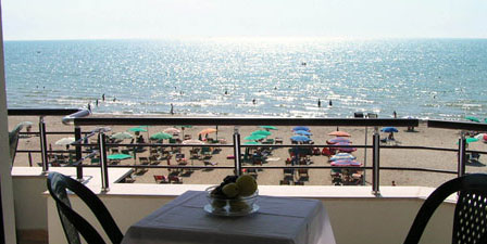 Hotelet në informalitet dhe mungesë standartesh