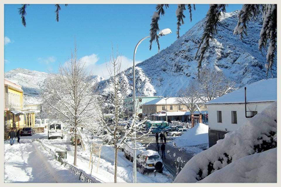 Rëndohet gjendja e banorëve të Iballës, kërkohet ndërhyrje nga ajri