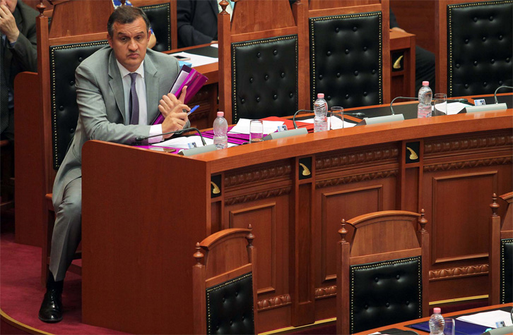 Beqaj Dedas: Më fal edhe unë njeri i gjallë jam