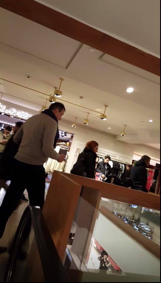 FOTO LAJM/ Ministri “fakteq”, akuzohet për korrupsion dhe bën shoping në Milano