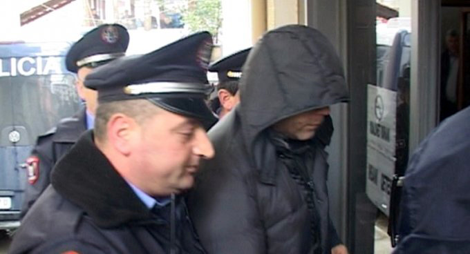 ATENTATI FIER/ Ilir Memushaj dyshohet se i bllokoi rrugën mjetit të viktimave