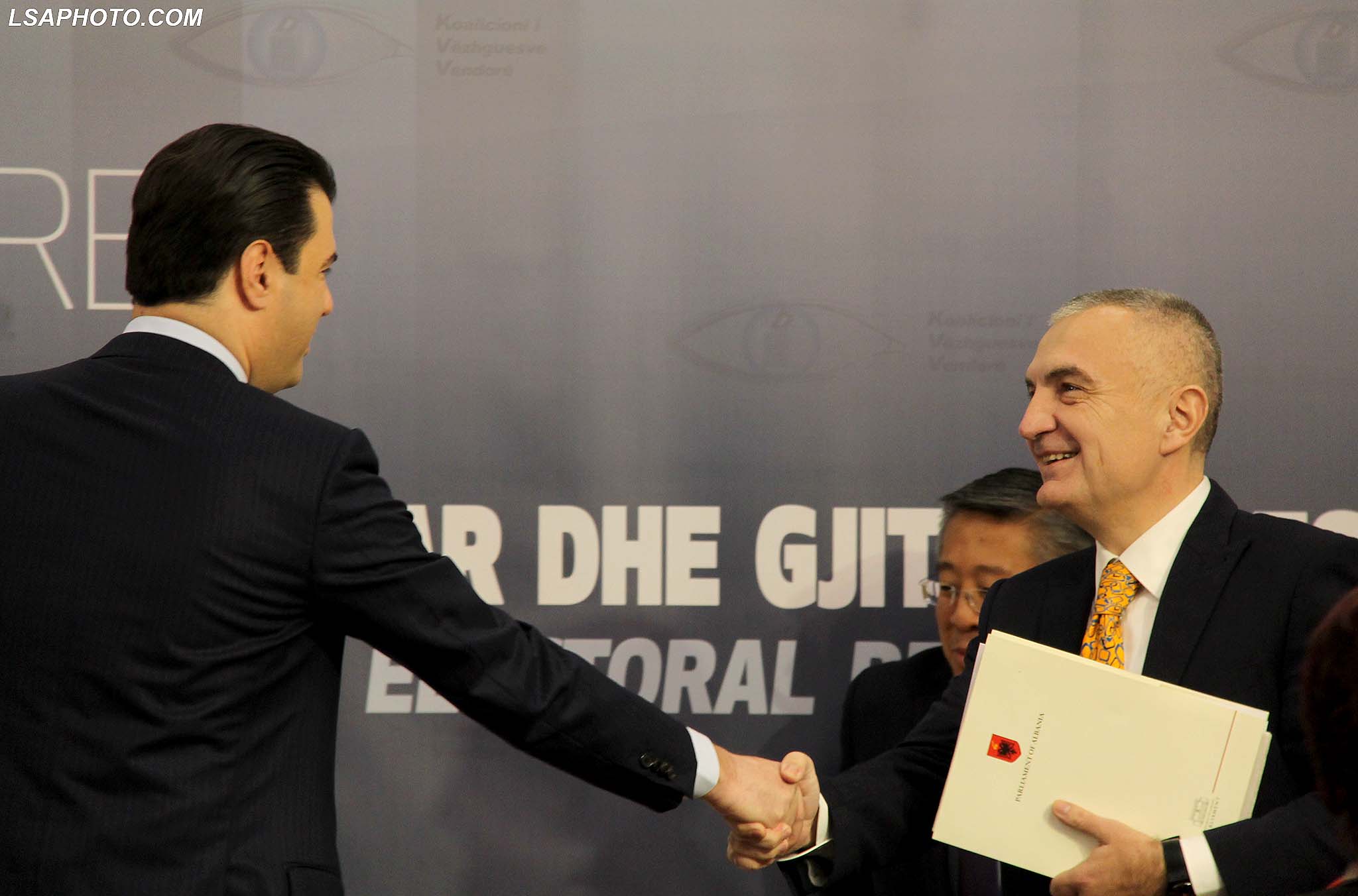 Përfundon takimin me Metën, Basha: Rama prishi marrëveshjen që ramë dakord, do ta shpartallojmë