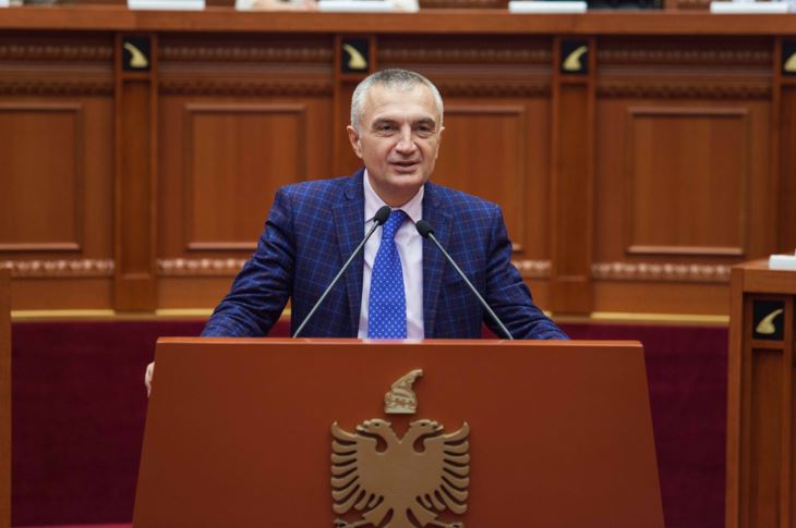 “Për procedurë, i uroj ditëlindjen kryetarit Ilir Meta!” Urime dhe Ditmir Bushatit!