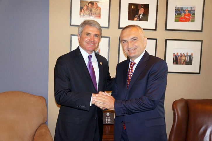 Ilir Meta merr një mesazh nga kongresmeni Michael McCaul: Reforma në drejtësi themel i qëndrueshëm