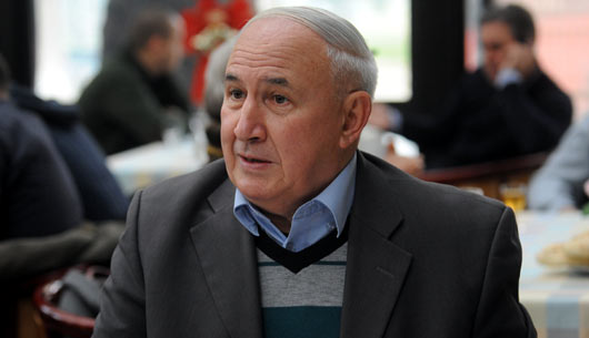 Gjenerali Nikollovski: Qeveria inskenoi këtë luftë, i doli nga kontrolli! TV maqedonas ndërpret intervistën