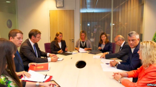 ISA MUSTAFA/Pse lindi Asociacioni?