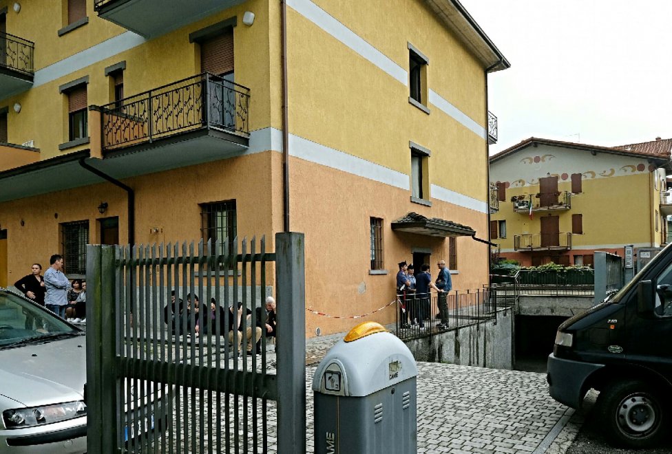 Krim në familje, masakrohet me thikë në banesë 37-vjeçari shqiptar