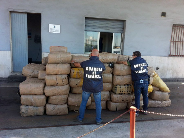 Tahiri  ka një përgjigje për Antimafien italiane