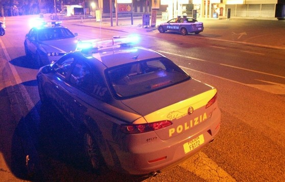 Itali, zënkë me thika mes dy shqiptarëve një i plagosur për një grua