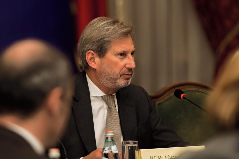 Postimi i Hahn, paralajmërues për BE