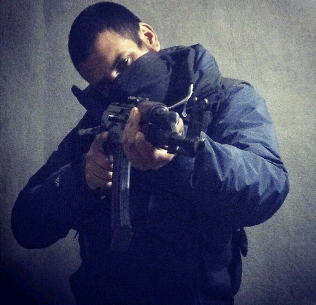 Siri, droni amerikan vret “hacker”-in britanik të ISIS