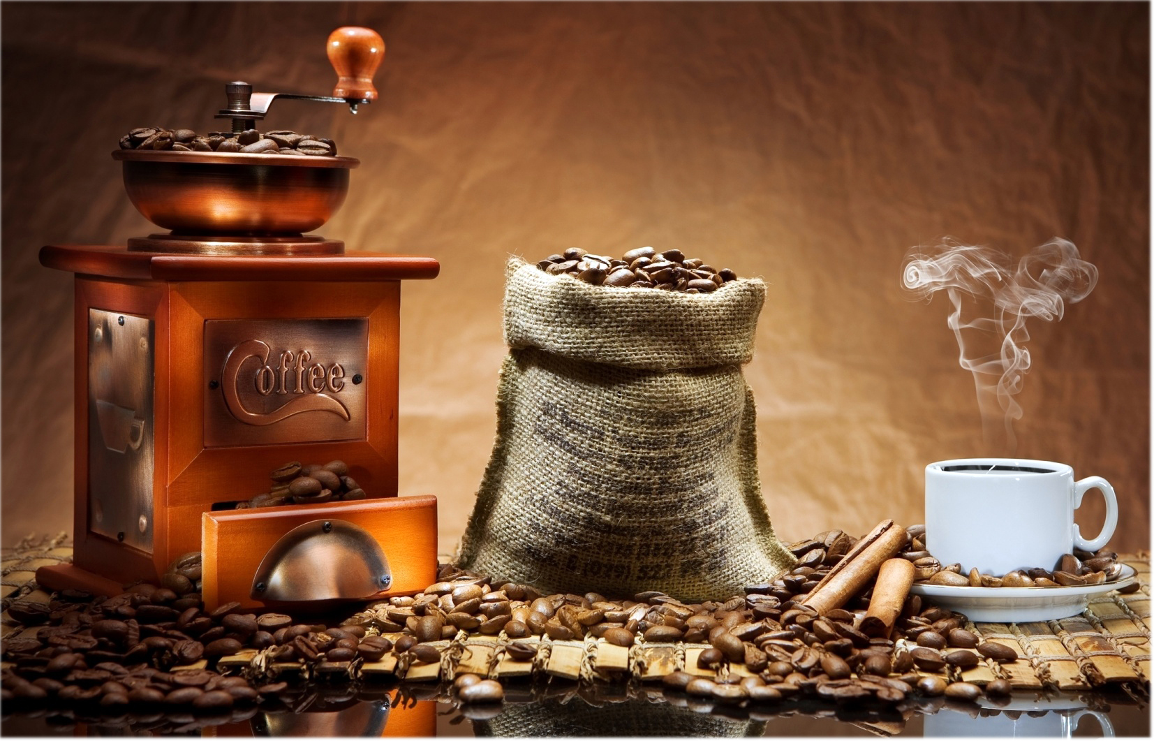 Kafeja – Energji për njeriun dhe plagë për mjedisin