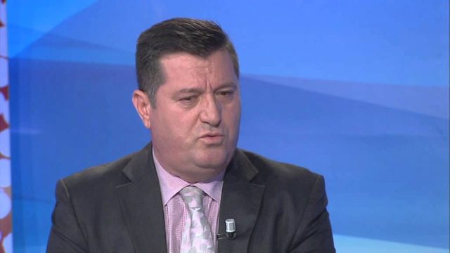 Deputeti i LSI-së sëmurë rëndë, niset jashtë vendit nga Rinasi